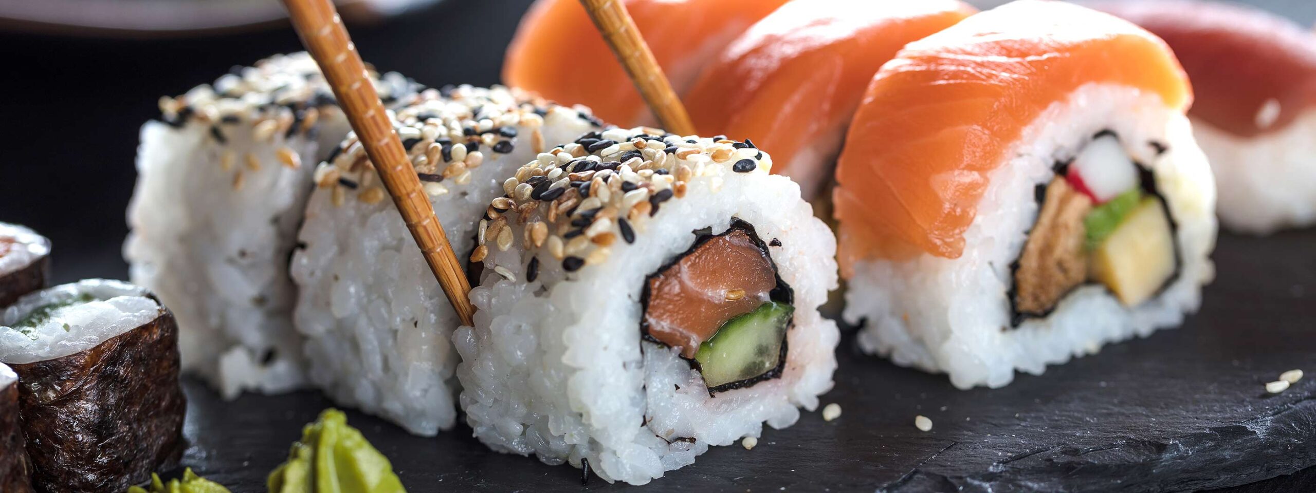 Große Auswahl an Sushi-Variationen im Chinarestaurant Phönix in Lübeck Buntekuh